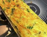 A picture of step 5 of Thick Japanese Chive and Egg Omelet (Nira Tama Atsuyaki Tamago).