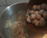 Cara Membuat Sop Bakso Telur Puyuh 5