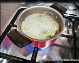 Foto del passaggio 7 della ricetta Fagottini di Pollo al Forno