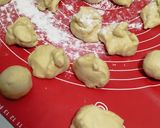 Foto langkah ke 4 dari resep Donat Kentang.