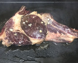 Foto del paso 1 de la receta: Chuletón a la plancha