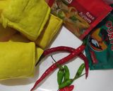 Foto langkah ke 1 dari resep Tahu kuning goreng +sambal kecap.