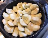 Une image de l'étape 4 de Tarte renversée pommes amandes et caramel de citron.