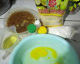 Foto langkah ke 1 dari resep Bolu Pisang Kukus 2 Telur.