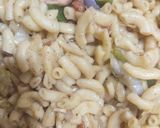 A picture of step 5 of Chicken macaroni pasta.