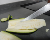 Foto del paso 3 de la receta: Tallarines de calabacín con magro