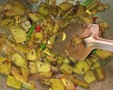 A picture of step 3 of Raw banana peel chutney.