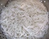 Foto del paso 5 de la receta: Wrap casero de doro wat con fideos de arroz