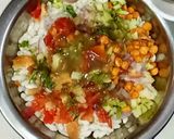 A picture of step 2 of Jhalmuri idli.