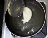 नागपंचमी स्पेशल खुसखुशीत गुळाची करंजी (gulachi karanji recipe in marathi) रेसिपी स्टेप 5 फोटो 