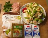 รูปขั้นตอนการทำที่ 1 ของ ขนมจีนข้าวกล้อง แกงเขียวหวานไก่นมจืด