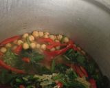 Foto del paso 4 de la receta: Garbanzos con Verduras!!