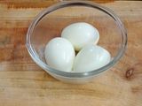 एग चाट बास्केट (Egg chat basket recipe in marathi)