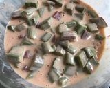 Une image de l'étape 3 de Tarte rhubarbe du jardin et pralines roses.