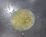 A picture of step 2 of Butter Masala Pav.