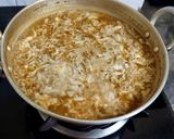 A picture of step 4 of Spicy Egg Soup.
