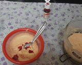 A picture of step 3 of White chocolate compound red heart shape chocolate.