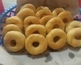Foto langkah ke 3 dari resep Donat glaze.