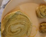 A picture of step 3 of Lachha paratha.