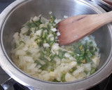 Foto del paso 1 de la receta: Marmitako de salmón
