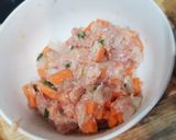รูปขั้นตอนการทำที่ 1 ของ หมูก้อนทอดทรงเครื่อง