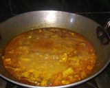 A picture of step 3 of Mushroom Ridgeguard Curry.