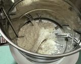 A picture of step 1 of Halekulani-Style Fluffy Soufflé Pancakes.