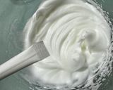 A picture of step 4 of Halekulani-Style Fluffy Soufflé Pancakes.