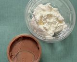 A picture of step 15 of Halekulani-Style Fluffy Soufflé Pancakes.