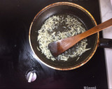 Foto langkah ke 2 dari resep 02. Tumis Oncom dengan Teri Medan (Sederhana).