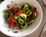 Foto del paso 3 de la receta: Pastas vegetarianas con mucho colorido navideño