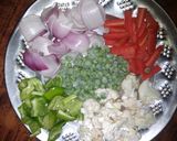 A picture of step 1 of Mix vegetables.