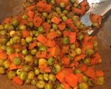 A picture of step 8 of Carrot Peas curry.