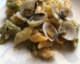 Foto del paso 6 de la receta: Pasta con salsa de anacardos y cebolla tierna, y almejas al ajillo. Vegetariana 🌱 o no