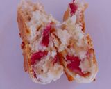 Foto del paso 2 de la receta: Pan de salame y queso con harina leudante🍞