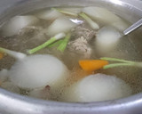 Hình bước làm 1 của món Nui nấu mọc