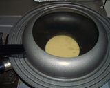 A picture of step 16 of Dorayaki from a Japanese Confectionery Shop.