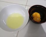 Foto langkah ke 1 dari resep 6. Souffle Omelet.