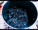 A picture of step 2 of Iron-Rich Black sesames seeds dry fruits kachariya paak.