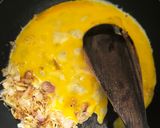 Foto langkah ke 2 dari resep Nasi Goreng Kacang Polong.