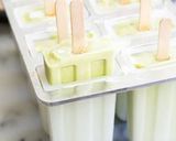 A picture of step 2 of Avocado coconut popsicles.
