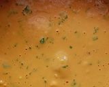 A picture of step 4 of Viazi karai.