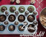 A picture of step 4 of Mini Chocolate Cupcakes.