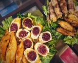 Hình bước làm 9 của món Bữa trưa 2 người - Heo, gà, bò, cá, tôm, khoai, bắp đủ cả :))