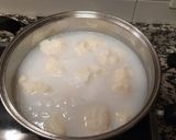 Foto del paso 1 de la receta: Coliflor con bechamel de espinacas y jamón serrano