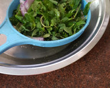 A picture of step 1 of Pudina chutney.