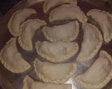 Foto del paso 2 de la receta: Empanadas de carne cortada a cuchillo