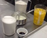 A picture of step 1 of Sponge Cake.