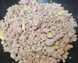 A picture of step 1 of Braised Pork, Eggs, and Tofu.