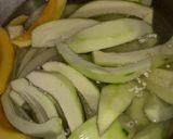 Foto del paso 1 de la receta: Mamón en almíbar